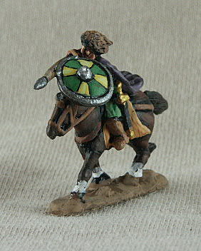 Gothic Cavalry GOC07 Mounted Warrior
Gothic Cavalry from [url=http://www.donnington-mins.co.uk/]Donnington[/url] tunic, spear, bareheaded, cloak, shield
Keywords: gothcav georgian lgoth lombards