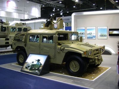 I can't believe its not a Hummer!
Photos of AFVs at the IDEX 2013 exhibition -Chinese knock-off Hummer 
