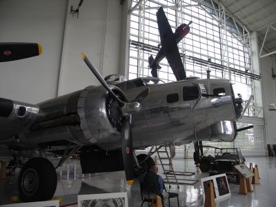 B17
Taken at Evergreen Aerospace Museum, McMinnville, Oregon
