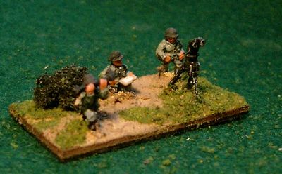 German Artillery Observer team
