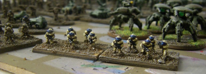 6mm, 1/300th, 1/300 Sci Fi GZG, Ground Zero Games DSM-127 NAC Infantry being painted