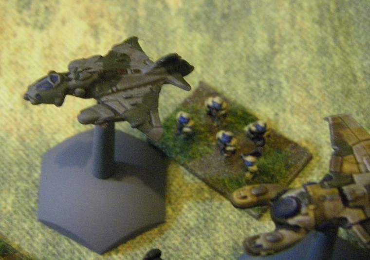 6mm, 1/300th, 1/300 Sci Fi e4M Miniatures Flyers and spaceships being painted