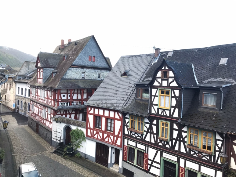Mons, Aachen and Braubach : Travelling to Marksburg castle to play ADLG