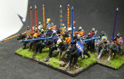 3D printed Early Knights 
These are quite early Eskice-designed figures, and may well be more suited to printing in 10mm.  The more recent sculpts look like they coudl be better at 15mm than these.
Keywords: efknights