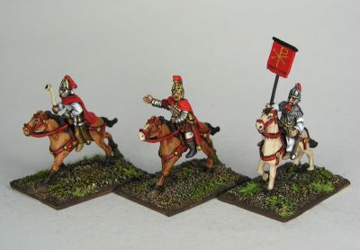 Patrician/Early Byzantine High Command (x 3)
painted by [url=http://www.atpainting.co.uk/]Andrew taylor[/url]
Keywords: LIR EBYZANTINE