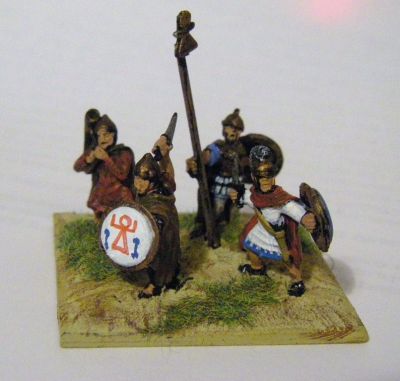 Carthaginian Officers from Xyston
Carthaginian officer pack - the standards are supplied as "heads" - add your own pole
Keywords:  LCART 