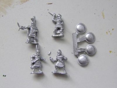 Unpainted Xyston carthaginian command
New castings from Xyston - review samples, photographed as received. Some are compared with Essex figures - they are slightly larger.
Keywords: LCART ECART carthage