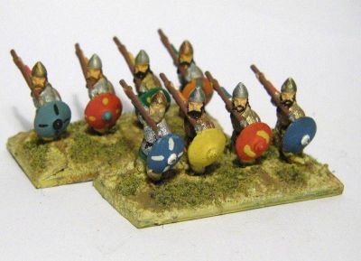 Dailami Spearmen
Britains most often seen brand of Dailami Infantry. From [url=http://www.essexminiatures.co.uk/frames15anc.html]Essex's generic Arab ranges[/url]
Keywords: arab dailami