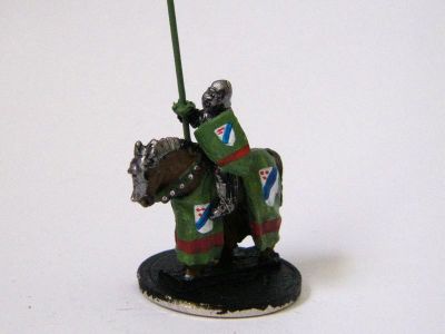 New Era Donnington Medieval barded Knight
"New Era" figures from [url=http://www.donnington-mins.co.uk/]Donnington[/url], from their medieval range. This one has the cast-on vamplate on the figure's hand, which is drilled out to take a lance 
Keywords: barded