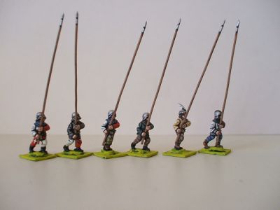 1450-90 Swiss Pikemen
Swiss from [url=http://www.legio-heroica.com]Legio Heroica[/url] images provided by the manufacturer. Pikemen, posterior ranks - 14 variants - pikes included (just some of them showed)
Keywords: Swiss