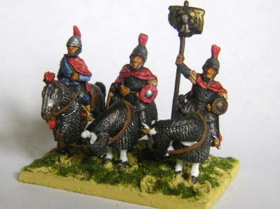 Byzantine General
Byzantines painted by Martin van Tol Round shields give them away as relatively early 
Keywords: Byzantine