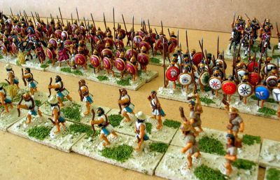 Classical Greek Hoplites & Skirmishers from theonetree Painting Service
Painted by [url=http://www.fieldofglory.net/index.html]theonetree Painting Service[/url] (click that link to go to their site for more info and pics)
Keywords: hoplite