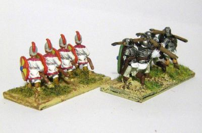 Late Roman Auxilia
Essex Auxilia and Donnington armoured auxilia. Not sure if the Essex figure has been replaced in their range by new castings?
Keywords: LIR EIR