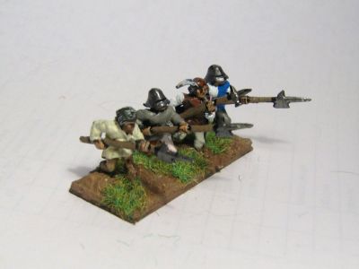 Swiss / Generic halberdiers
Infantry from Roundway Miniatures Swiss range. Nice clearly cast figures which are simple, but paint up quickly and quite nicely
Keywords: Swiss medgerman Medfoot