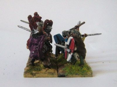 Comparing Testudo figures with Xyston Essex and Corvus Belli
Testudo Romans/Gauls (all painted as Romans) next to other manufacturers stuff   - Essex and Corvus Belli
Keywords: LRR Gallic ancbritish