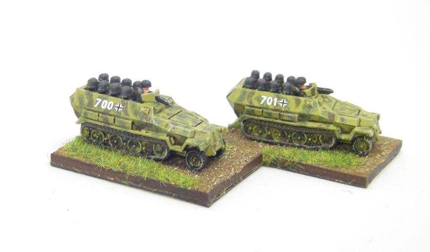 10mm WW2 Vehicles and Infantry for BKC, 10mm, Painted in 2021