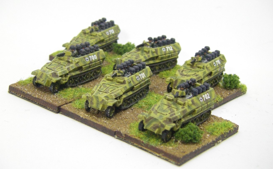 10mm WW2 Vehicles and Infantry for BKC, 10mm, Painted in 2021