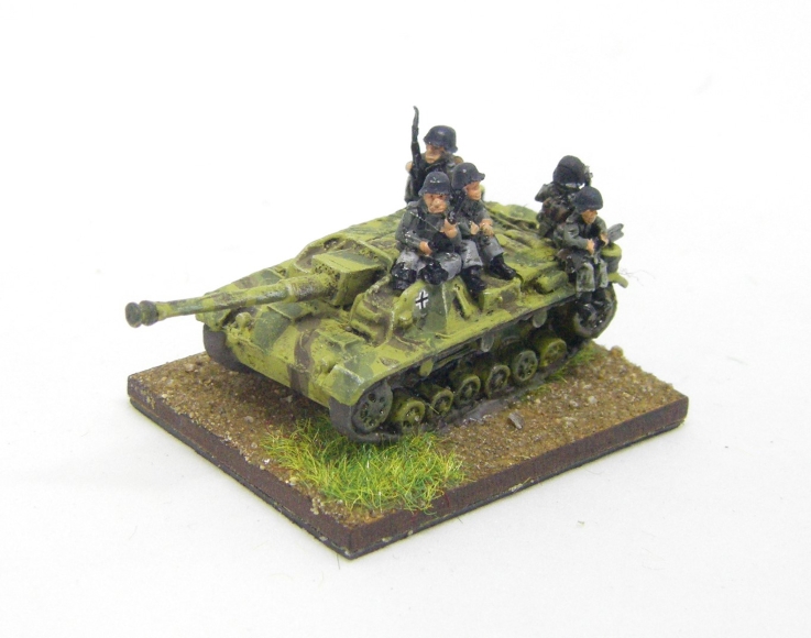 10mm WW2 Vehicles and Infantry for BKC, 10mm, Painted in 2021