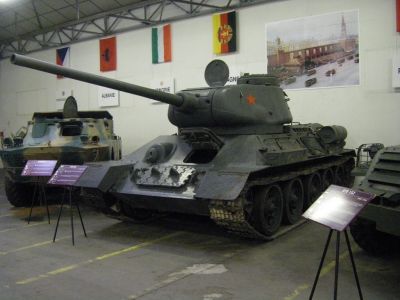 T34/85
T34/85
