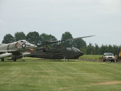 Cobra and A4 Skyhawk
Taken at Evergreen Aerospace Museum, McMinnville, Oregon

