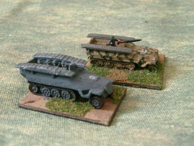 Sdkfz 251/9 Engineer
Keywords: Compare