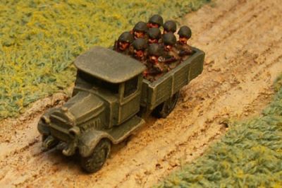 Polish Ursus Truck with Crew
From [url=http://www.pithead-miniatures.tk/] Pithead Miniatures[/url], 
Keywords:  Polish