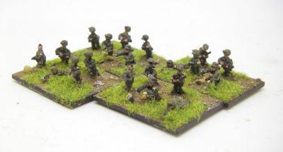 US Paras 
The mohican dudes are Pendraken
