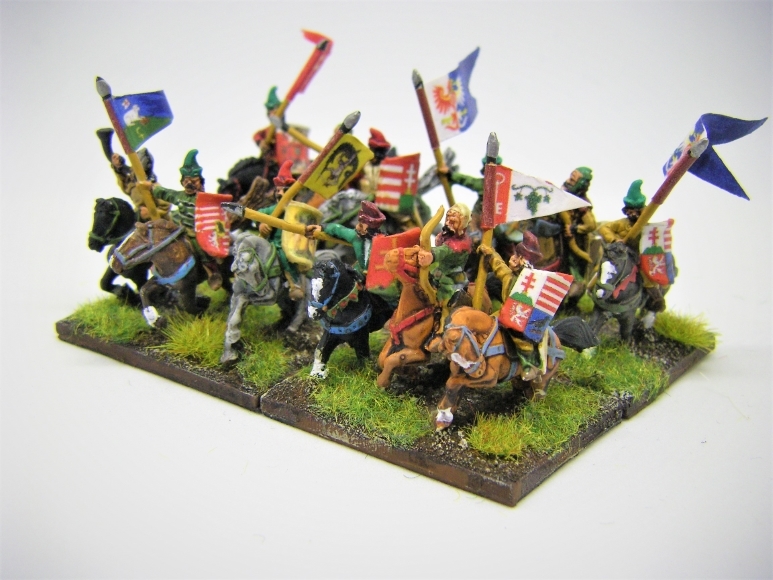 15mm Essex Medieval and Feudal Hungarians, 15mm