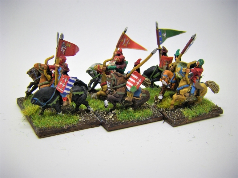 15mm Essex Medieval and Feudal Hungarians, 15mm