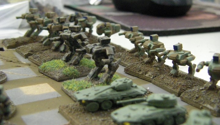 6mm, 1/300th, 1/300 Sci Fi GZG, Ground Zero Games GMM-42 GMM-41 Mecha Units being painted