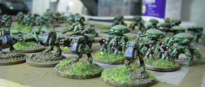 6mm, 1/300th, 1/300 Sci Fi GZG, Ground Zero Games GMM-43 Small Walkers with Rocket Pods being painted
