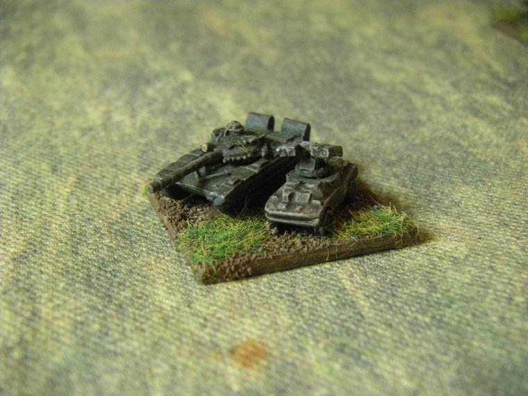 1/300th Scale Modern Polish Heroics and Ros T72 code SM03
