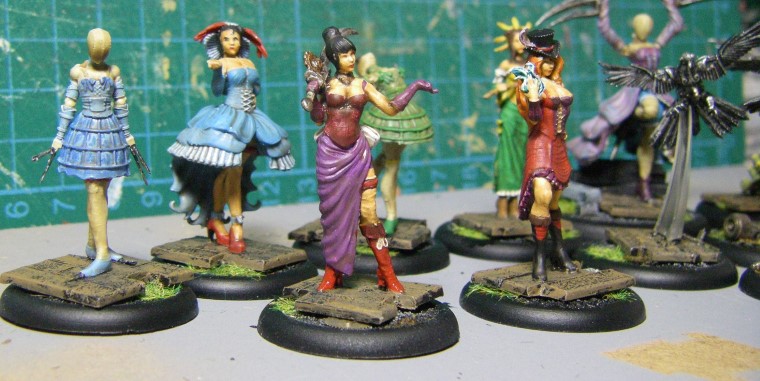 32mm Malifaux Wyrd Games Arcanist Colette Crew being painted