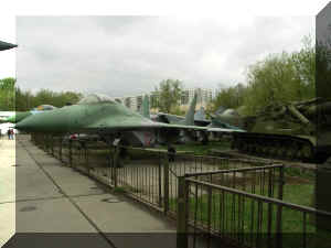 MiG29.JPG (102283 bytes)