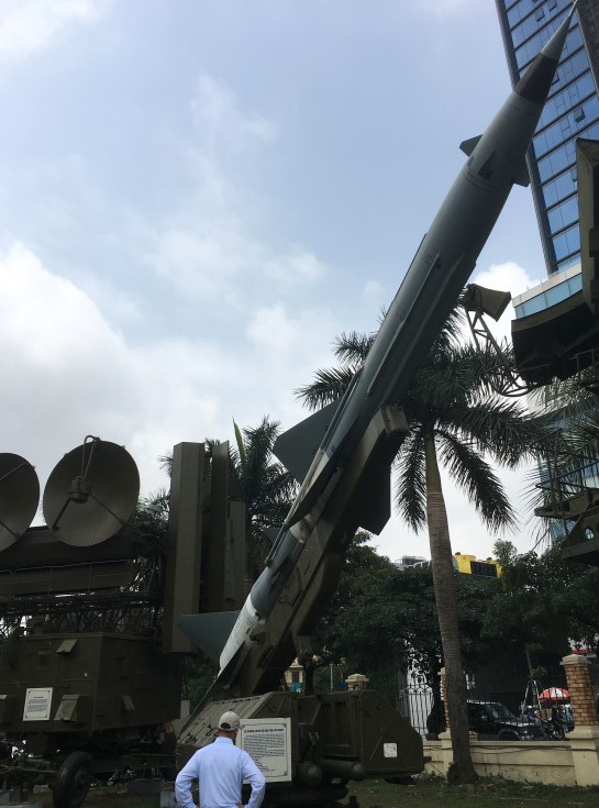 Vietnam War Aircraft & Guns, Hanoi Museum, Historic Real Kit