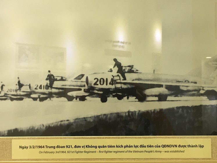 Vietnam War Aircraft & Guns, Hanoi Museum, Historic Real Kit