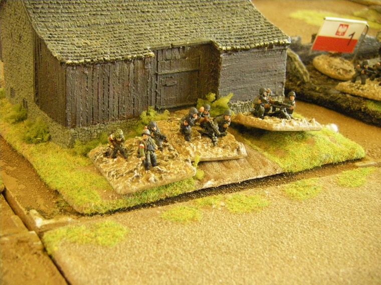 Poor Bloody Infantry by Peter Pig WW2: 1944 US Infantry vs Polish Partizans, 15mm